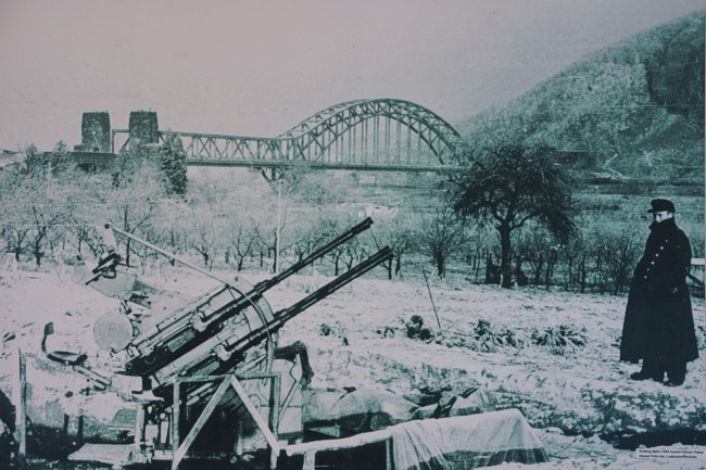 inside, Remagen, Specials
