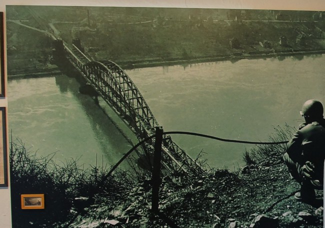 inside, Remagen, Specials