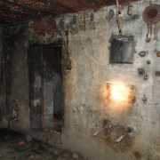 Inside of the totally stripped L 409 in Stp Hundius. (Photo: pierrot)