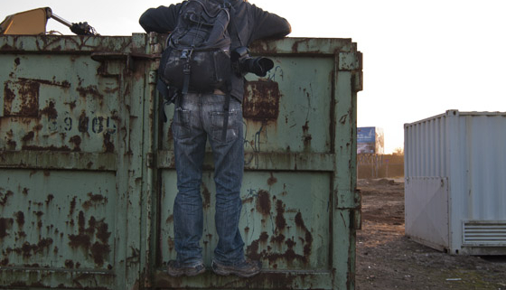 Peter looking for ideas. (Photo: Arthur van Beveren)