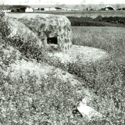 Camouflaged Dreischartenturm 407P9 in Denmark, probably Hanstholm. (Photo: Collection Frihedsmuseet)